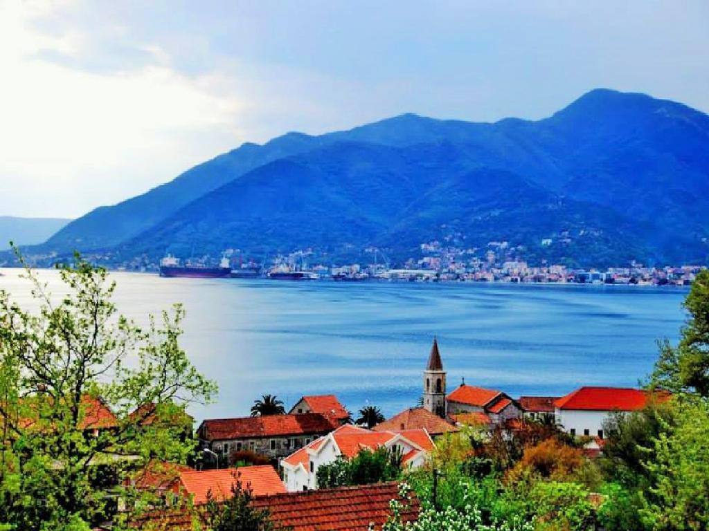 Villa Lastva Apartments Tivat Exterior photo